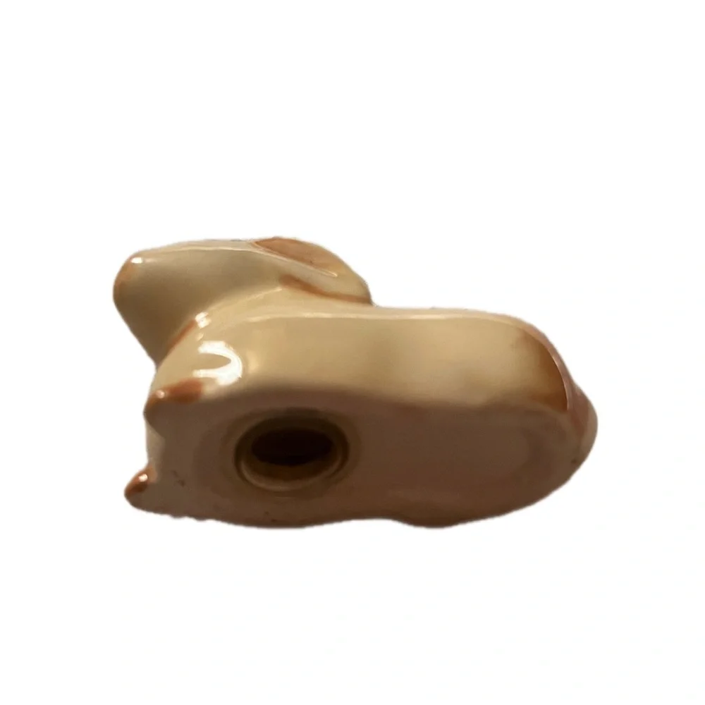 Nikko Woodbury Salt & Pepper Shakers Bunnies with Easter Base
